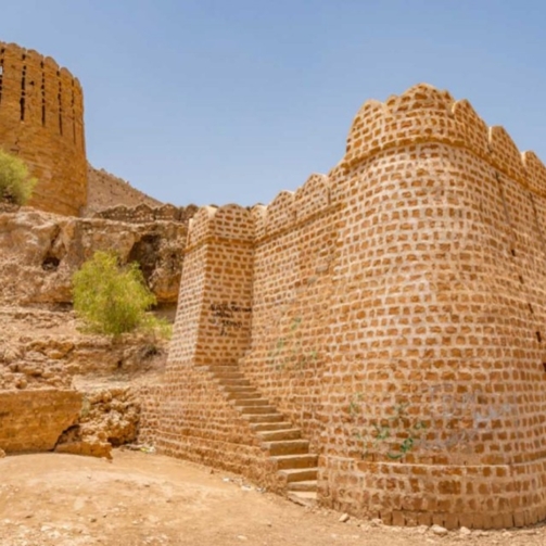 Ranikot-Fort-located-in-Jamshoro-District-Sindh-is-the-largest-Fort-of-the-World-with-a-circumference-of-31-Km