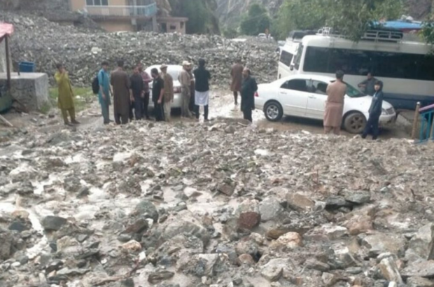 Babusar-Top-Cloudburst-Kills-3-Leaves-15-Missing (1)