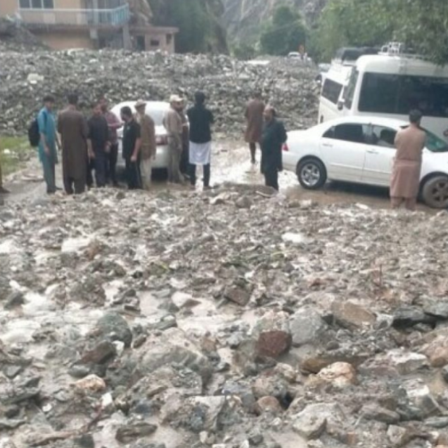 Babusar-Top-Cloudburst-Kills-3-Leaves-15-Missing (1)