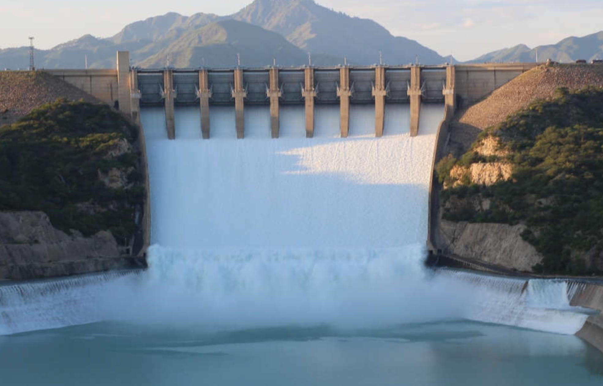 Tarbela-Dam-Of-Pakistan-Is-the-Largest-Earth-Filled-Dam-in-the-World